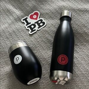 🖤❤️New Pure Barre Stainless Tumbler / Water Bottle / Sticker🖤❤️